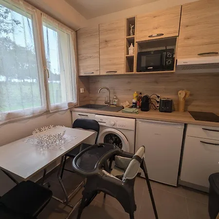 Confortable Avec Espace Extérieur Privatif - Fr-1-611-109 Hébergement de vacances *