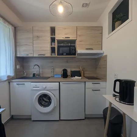 Hébergement de vacances Confortable Avec Espace Extérieur Privatif - Fr-1-611-109 *